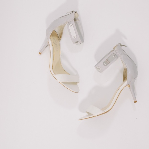 Dressy sandals with Ankle straps!! - Picture 1 of 7